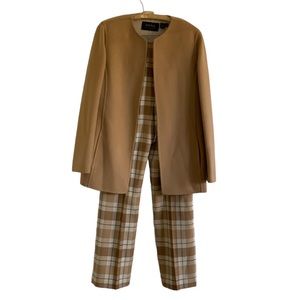 DANA BUCHMAN WOMENS WOOL PANTSUIT JACKET AND COORDINATING PANTS